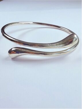 Modernist Biomorphic Teardrop Bypass 925 Sterling Silver VTG Bangle Bracelet